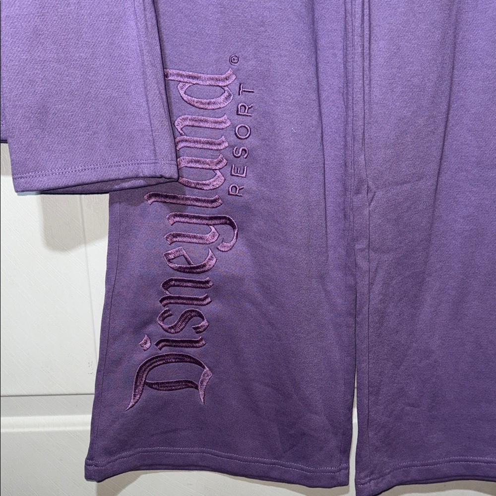 Disneyland Resort Lavender Lounge Set NWT - Picture 7 of 11